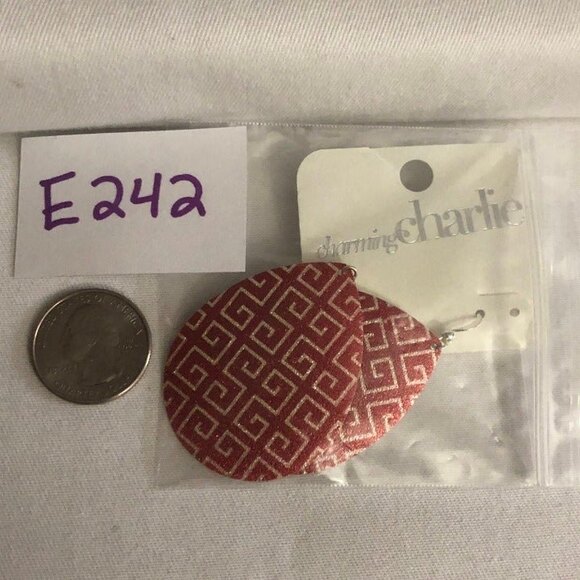 Charming Charlie Sparkly Teardrop Earrings NOC - Picture 5 of 6